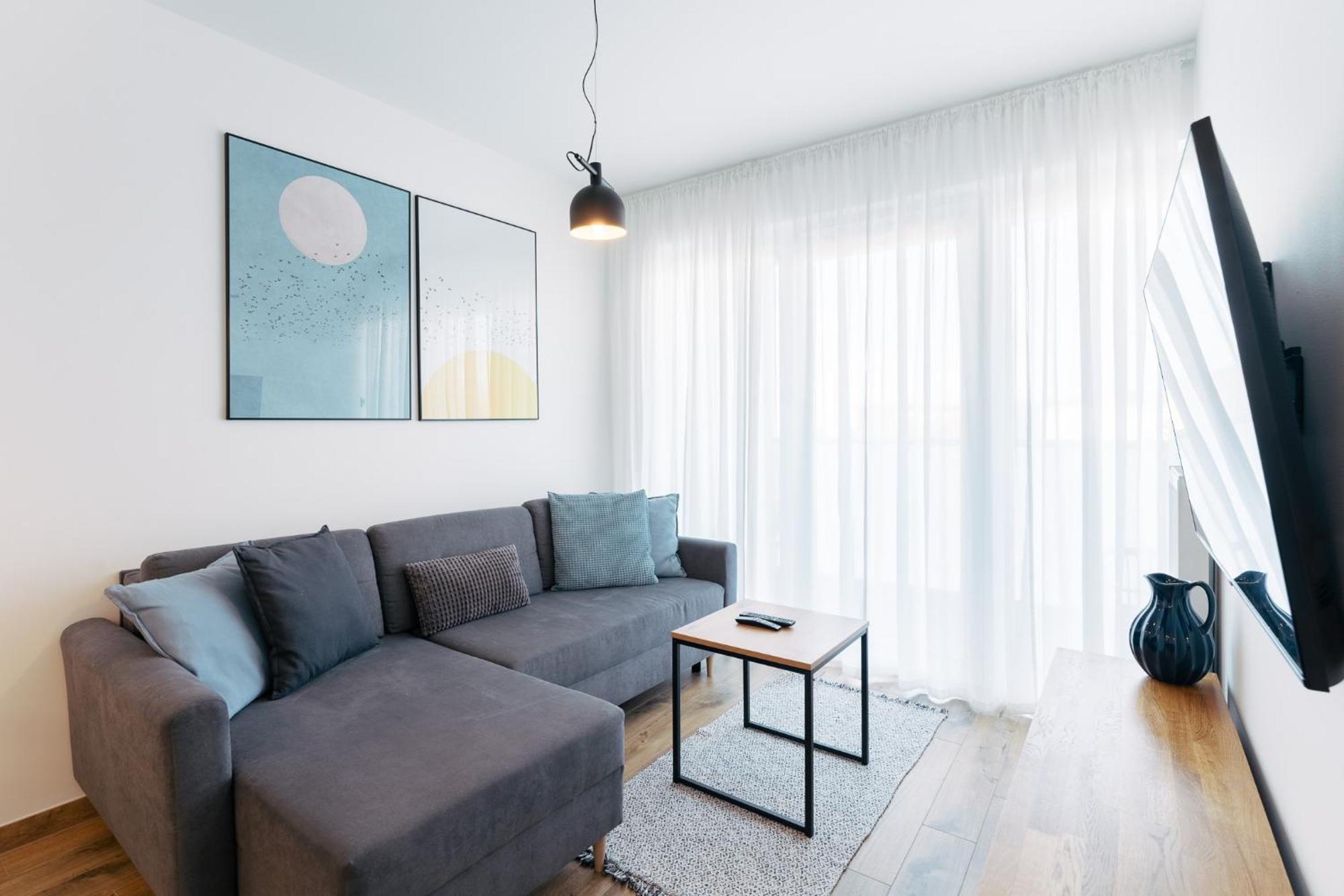 Faro Apartamenty Kasprowicza 20 Basen W Cenie Schwimmbad Im Preis 코워브제크 외부 사진