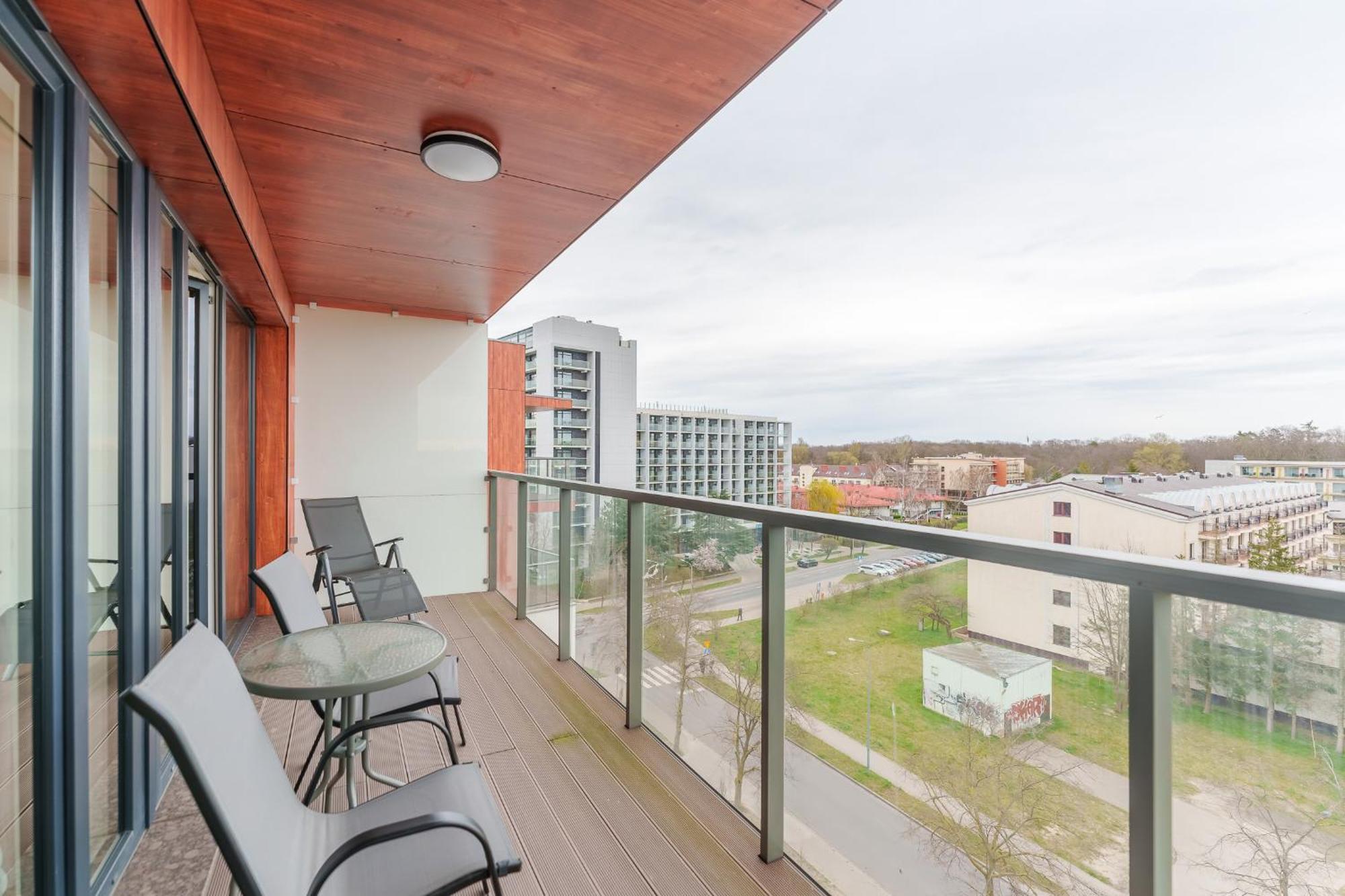 Faro Apartamenty Kasprowicza 20 Basen W Cenie Schwimmbad Im Preis 코워브제크 외부 사진