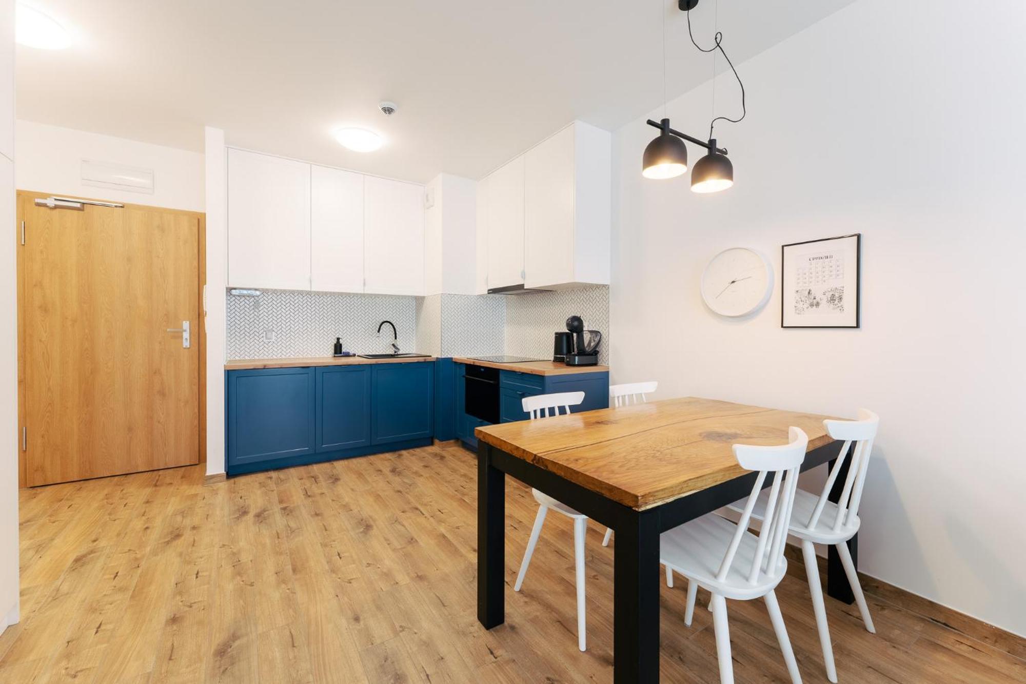 Faro Apartamenty Kasprowicza 20 Basen W Cenie Schwimmbad Im Preis 코워브제크 외부 사진