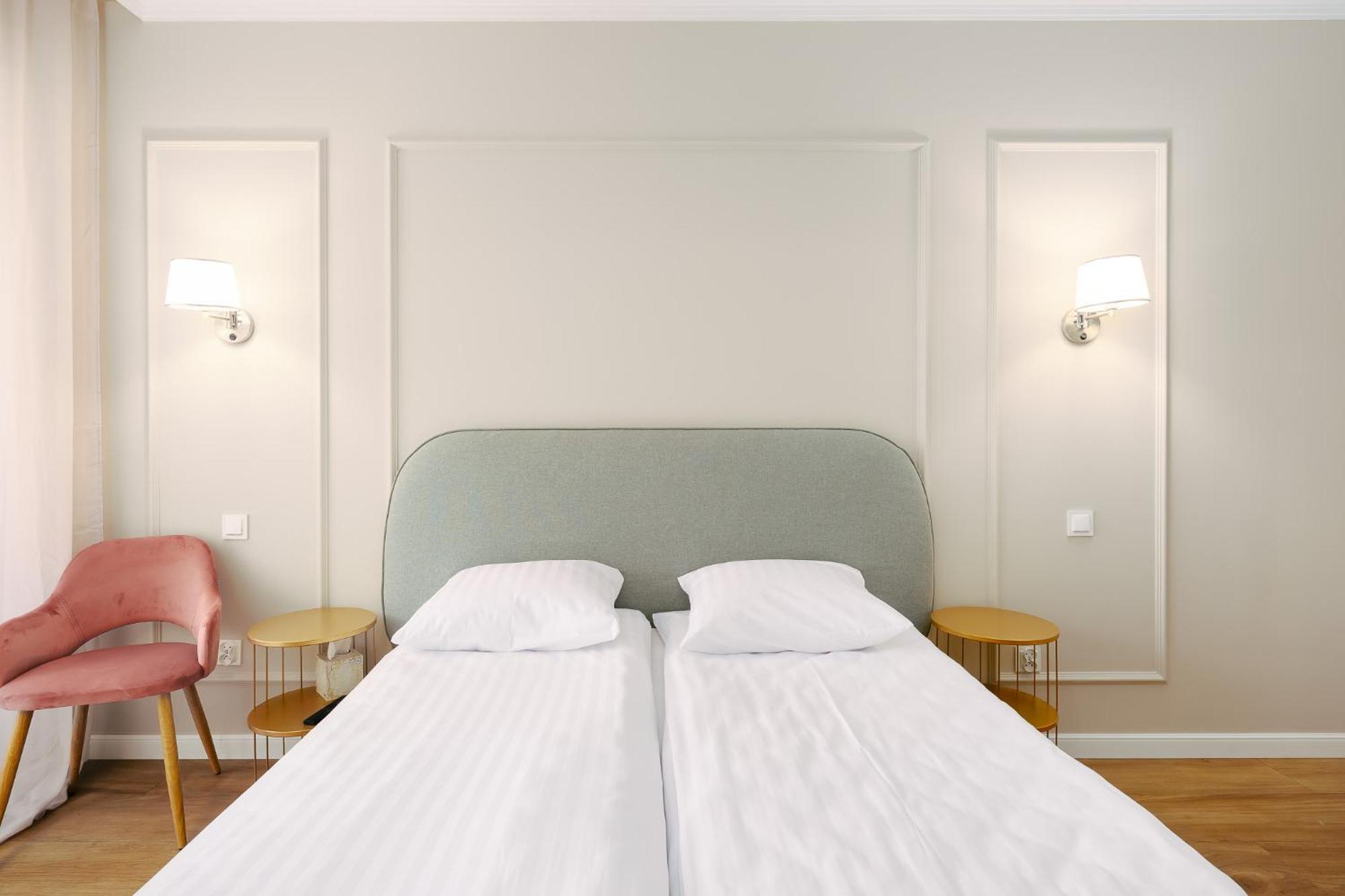 Faro Apartamenty Kasprowicza 20 Basen W Cenie Schwimmbad Im Preis 코워브제크 객실 사진