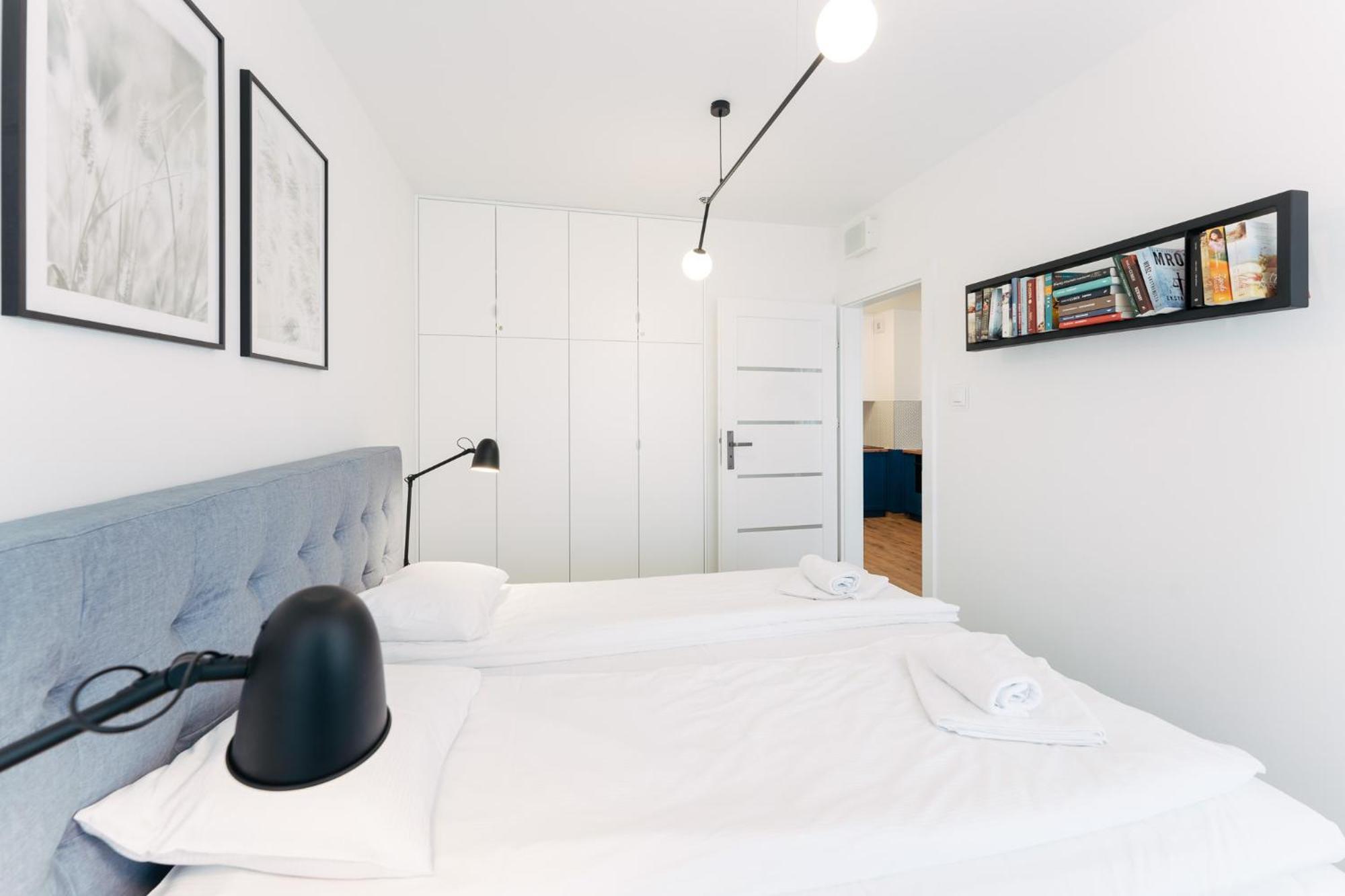 Faro Apartamenty Kasprowicza 20 Basen W Cenie Schwimmbad Im Preis 코워브제크 객실 사진