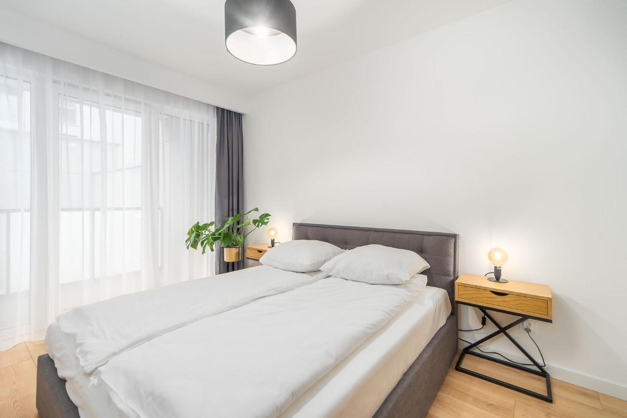 Faro Apartamenty Kasprowicza 20 Basen W Cenie Schwimmbad Im Preis 코워브제크 객실 사진